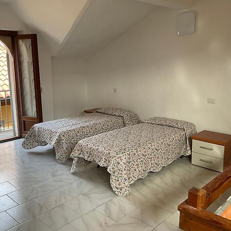 Casa Vacanze Scent Of Roses Verbania Luaran gambar